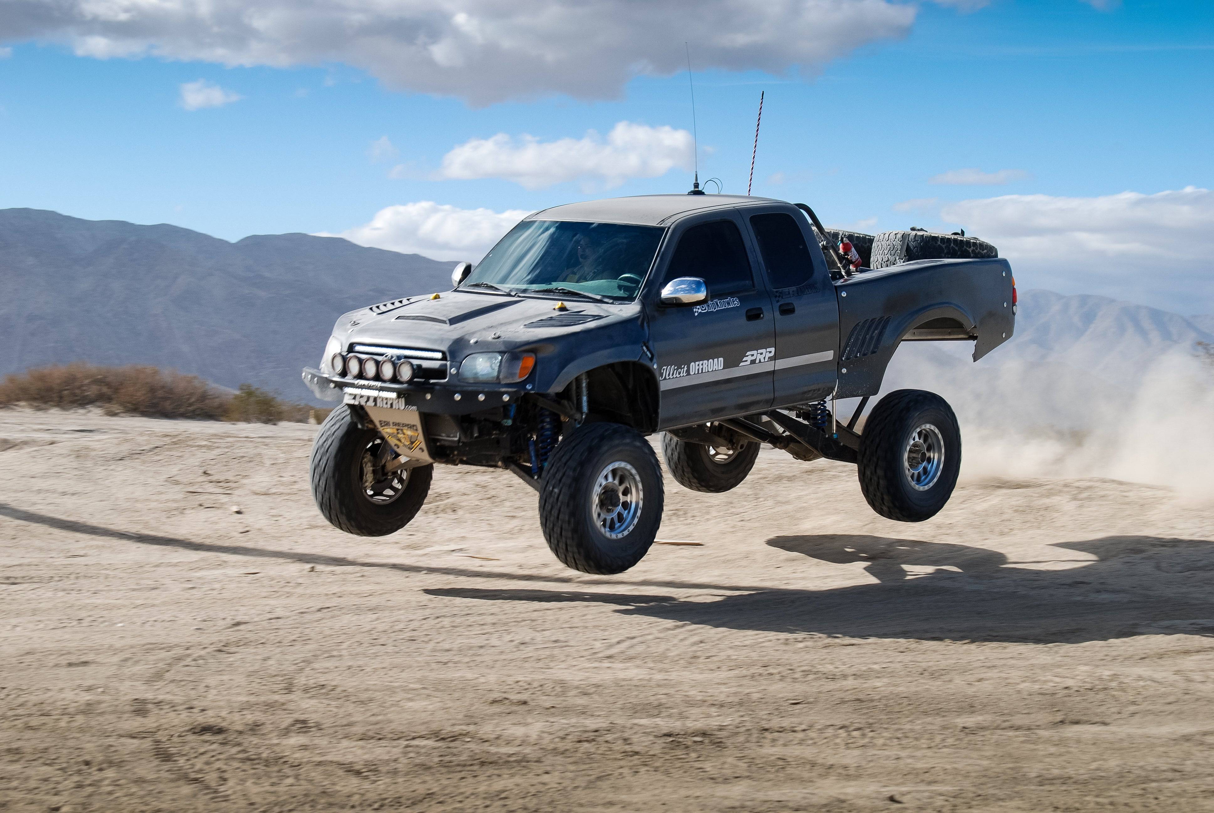 2000-2006 Tundra 8" Bulge TT Style Off Road Fiberglass Bedsides - Image 2