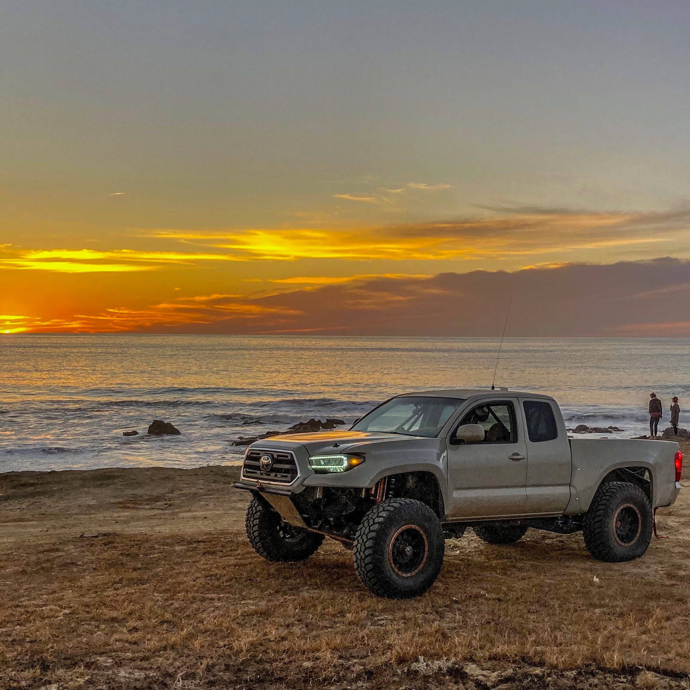 2005-2015 Tacoma 2016 Conversion Off Road Fiberglass Fenders and Hood - Image 5