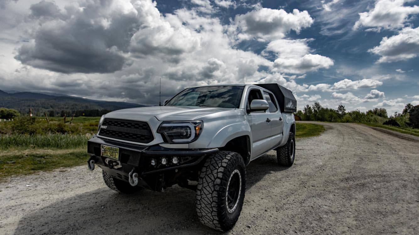 2005-2015 Tacoma 2" Bulge Flat Top Off Road Fiberglass Bedsides - 5.0 Bed - Image 4