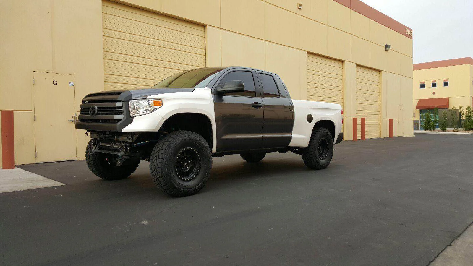 2007-2013 Tundra 2014  4" Bulge Conversion Off Road Fiberglass Bedsides - 6.5 Bed - Image 4