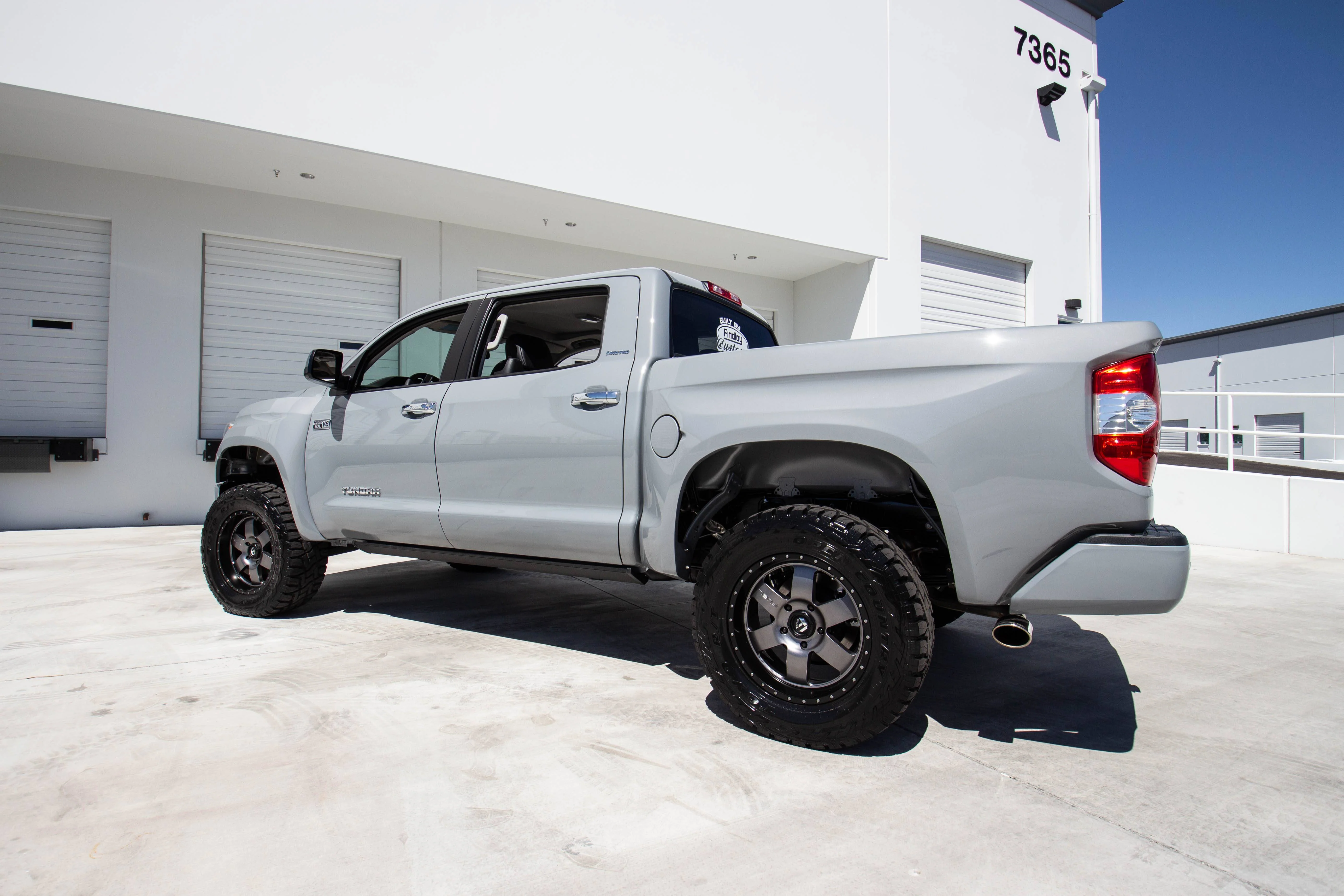 2014+ Tundra 4" Bulge Style Off Road Fiberglass Bedsides - 5.5 Bed - Image 5