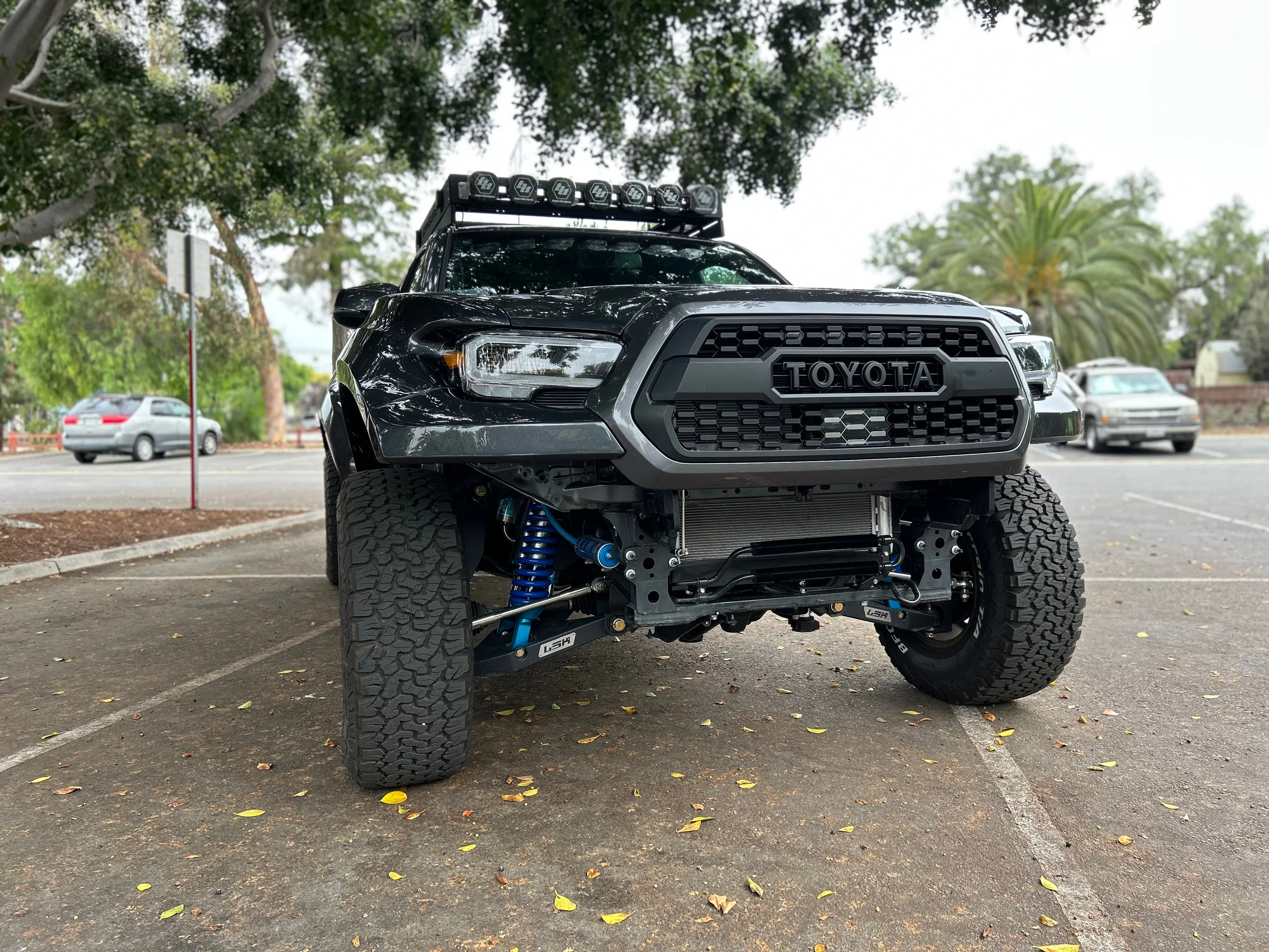 2016+ Tacoma 6" Bulge Off Road Fiberglass Fenders - Image 7
