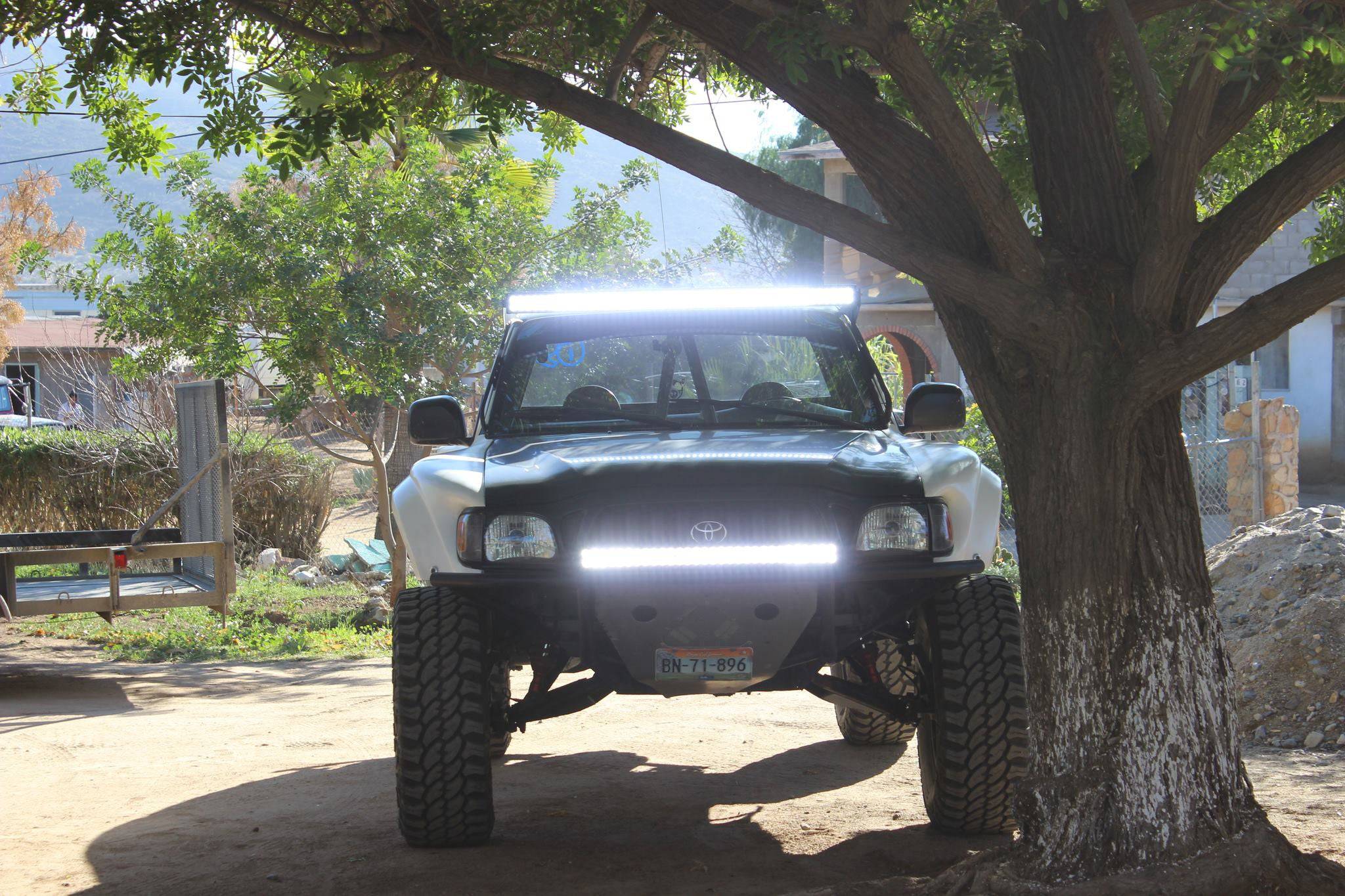 1996-2004 Tacoma 6" Bulge Off Road Fiberglass Fenders - Image 2