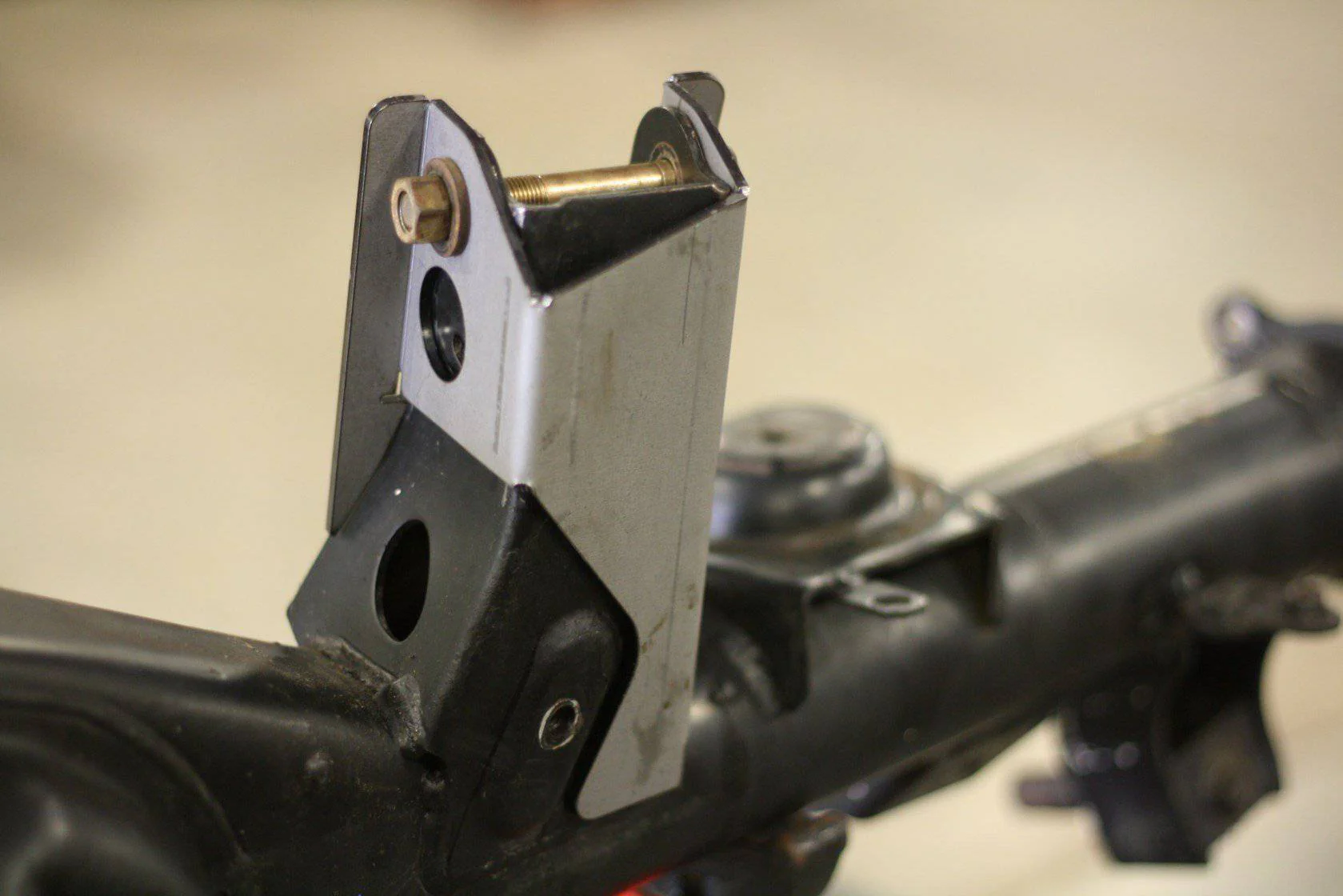 1996-2002 3rd Gen 4Runner Upper Link Mount Reinforcement (ULR)